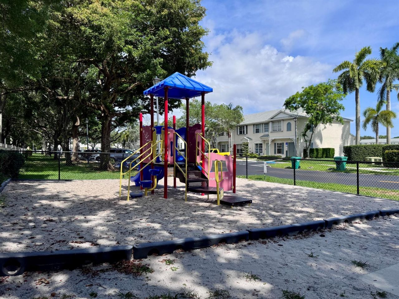4989 SW 32nd Terrace , Dania Beach, FL 33312 Photo