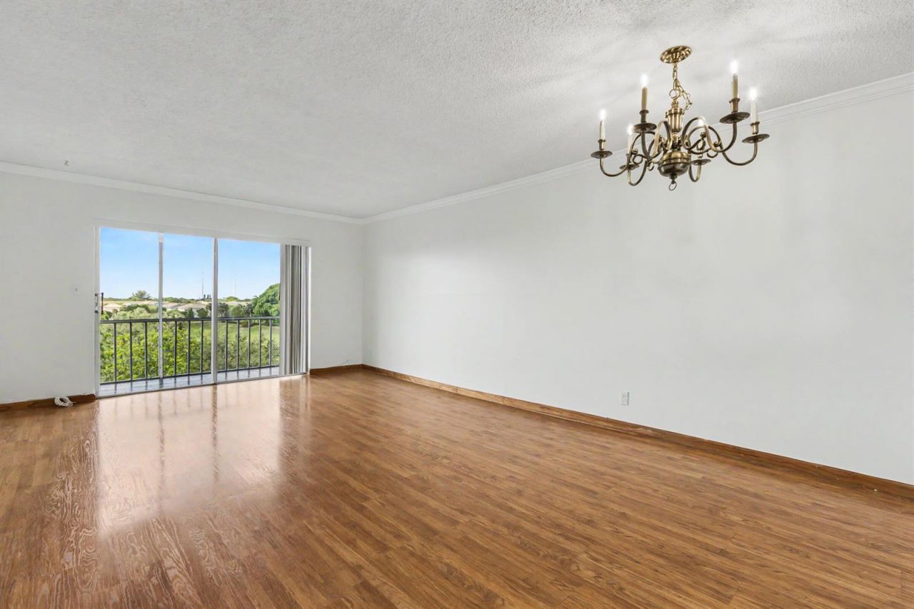 950 Hillcrest Drive , Unit 514, Hollywood, FL 33021 Photo