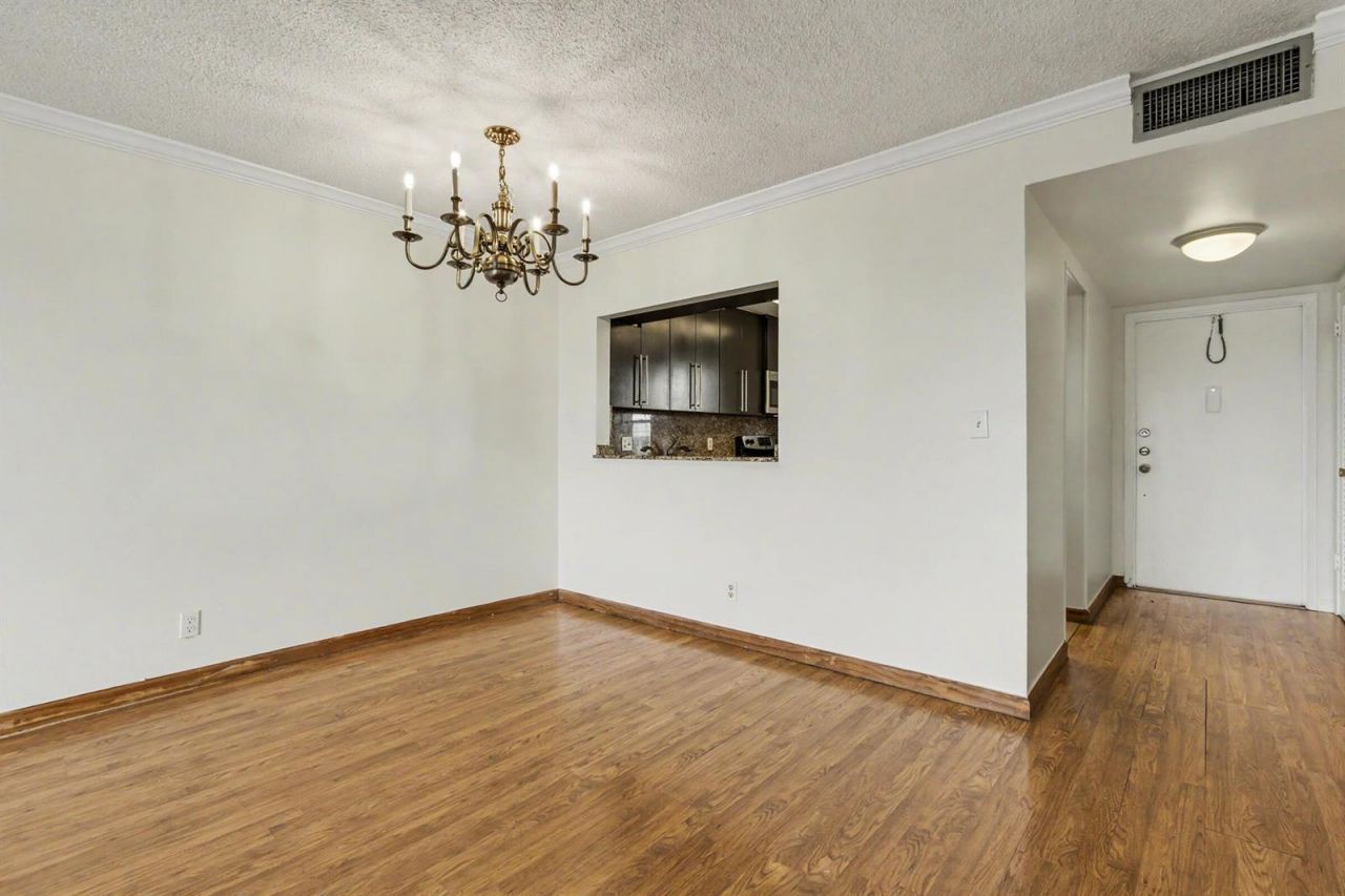 950 Hillcrest Drive , Unit 514, Hollywood, FL 33021 Photo