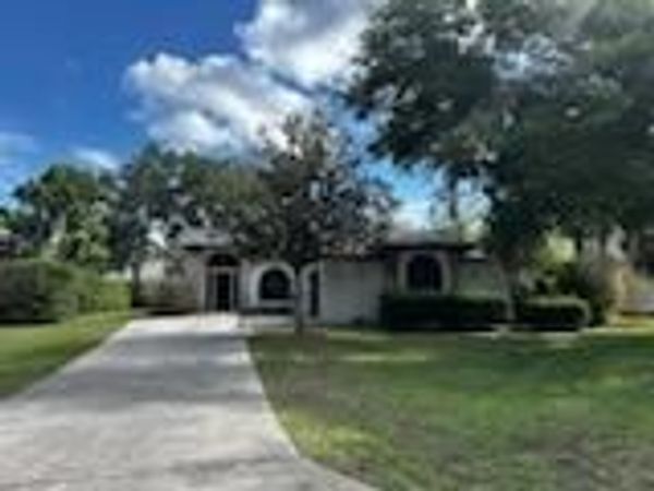 108 Greentree Lane , Yalaha, FL 34797