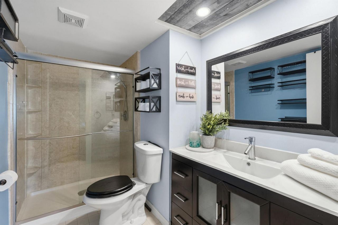 1201 SE Parkview Place , Unit G4, Stuart, FL 34994 Photo