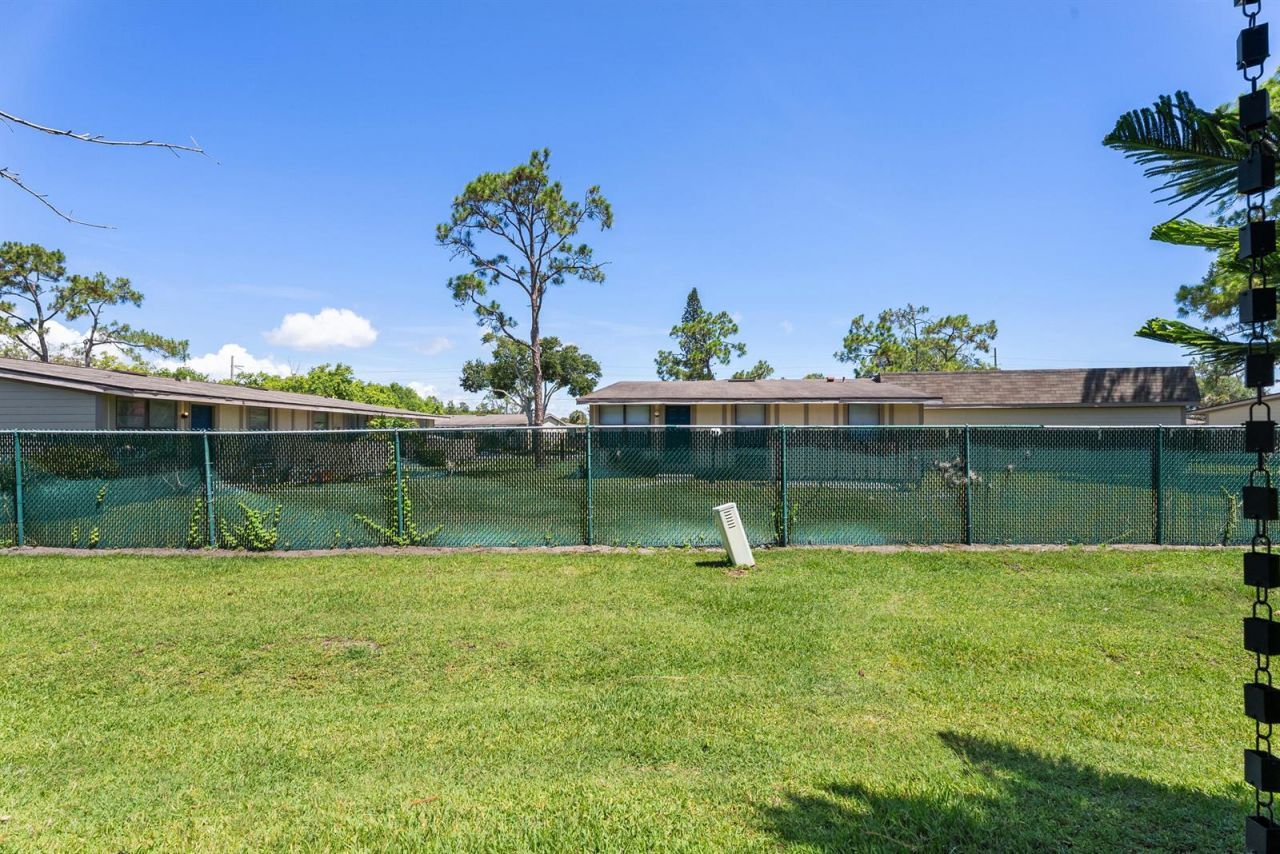1201 SE Parkview Place , Unit G4, Stuart, FL 34994 Photo