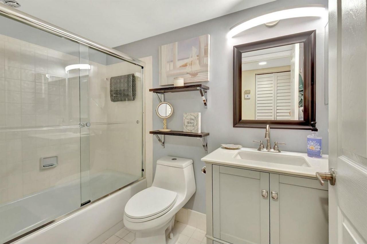 10663 Ocean Palm Way , Unit 101, Boynton Beach, FL 33437 Photo