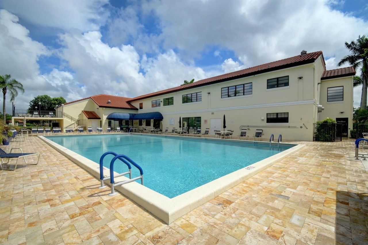 10663 Ocean Palm Way , Unit 101, Boynton Beach, FL 33437 Photo
