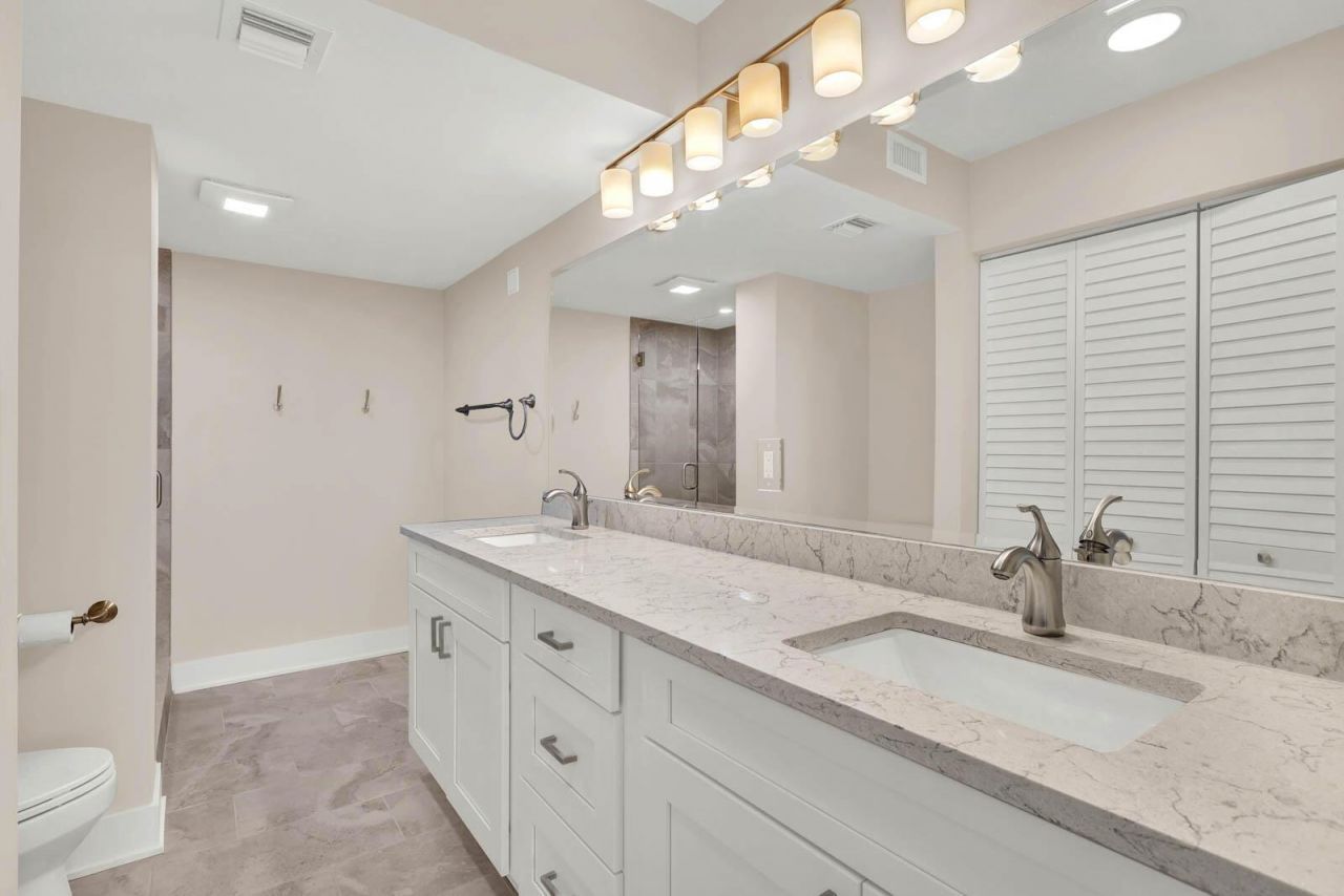 1950 SW Palm City Road , Unit 14-305, Stuart, FL 34994 Photo