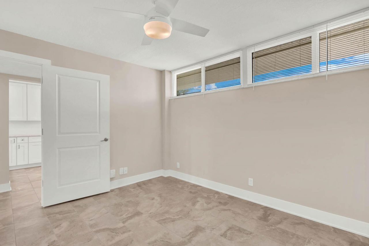 1950 SW Palm City Road , Unit 14-305, Stuart, FL 34994 Photo