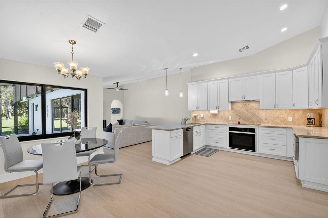 13399 Doubletree Circle , Wellington, FL 33414 Photo