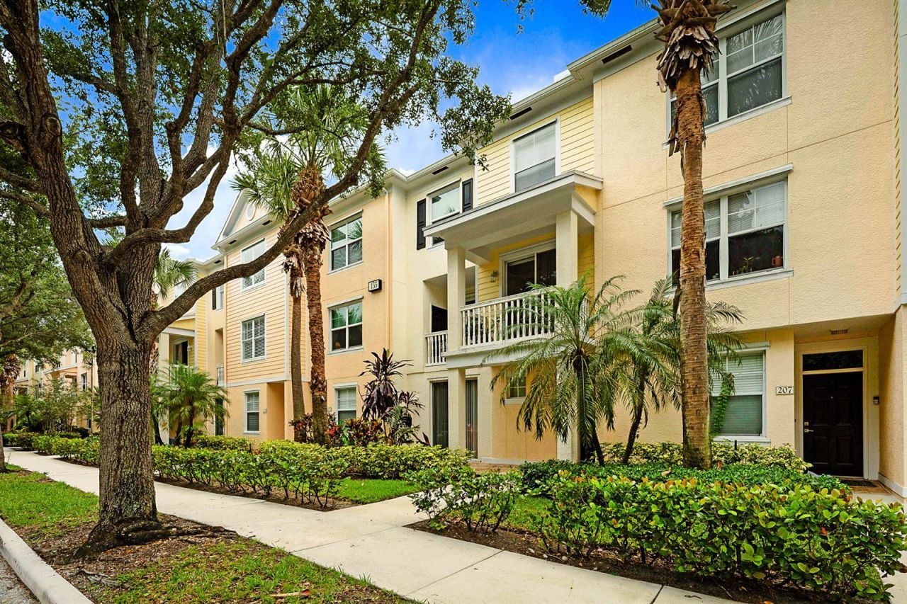 155 Galicia Way , Unit 210, Jupiter, FL 33458 Photo