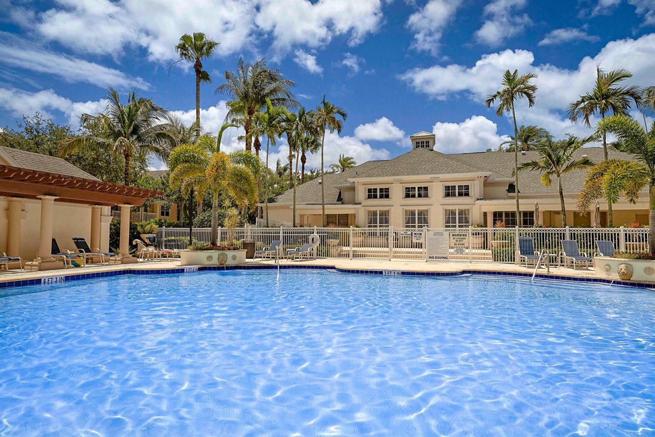 155 Galicia Way , Unit 210, Jupiter, FL 33458 Photo