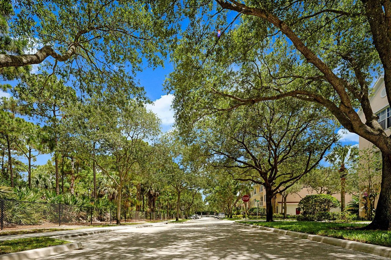 155 Galicia Way , Unit 210, Jupiter, FL 33458 Photo