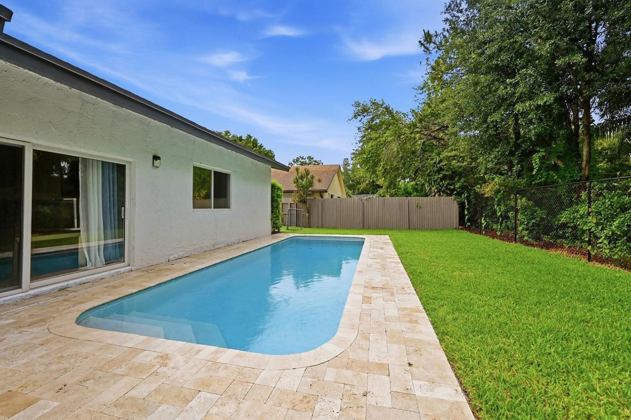 3307 NW 29th Avenue , Boca Raton, FL 33434 Photo