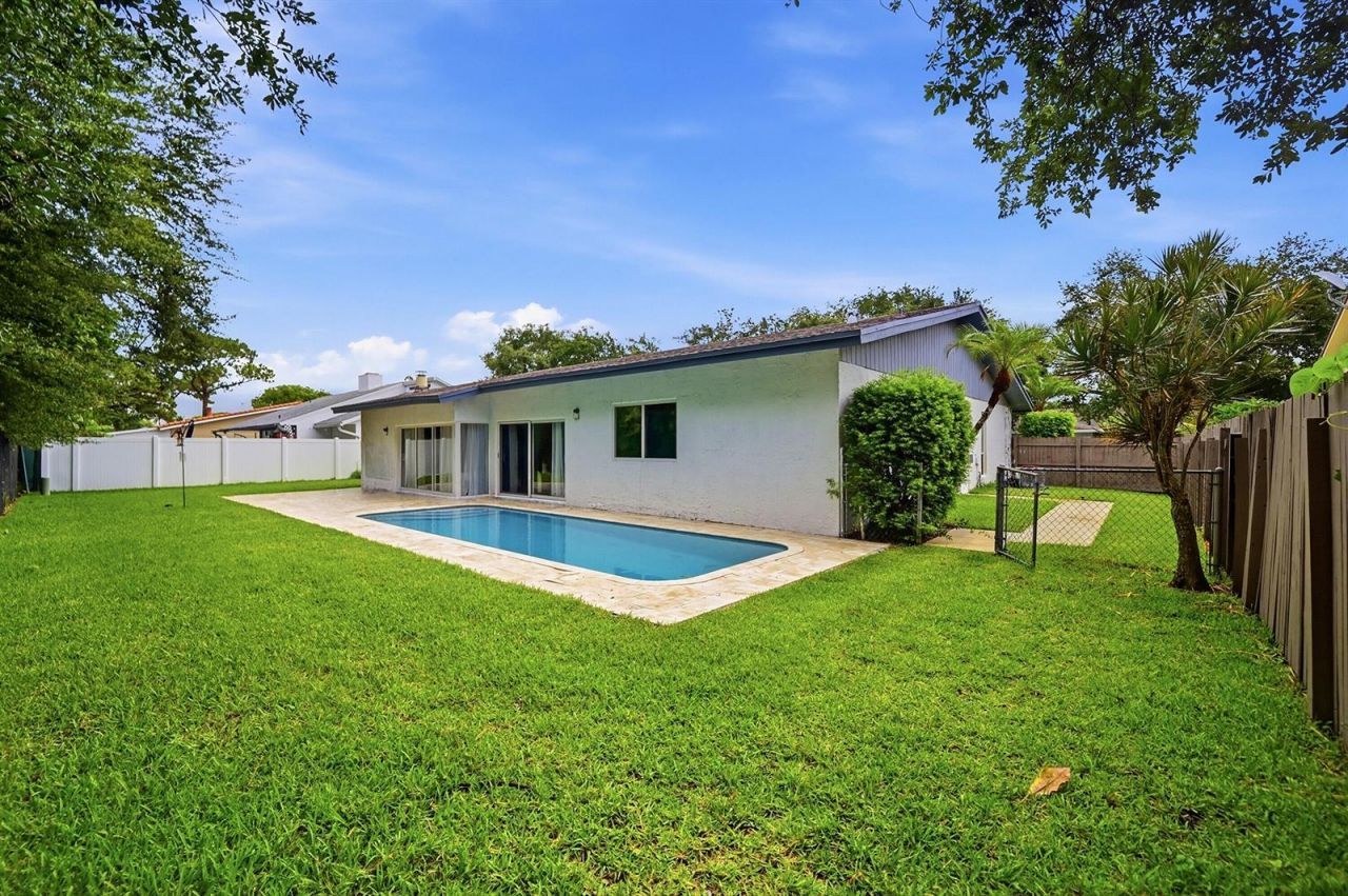 3307 NW 29th Avenue , Boca Raton, FL 33434 Photo