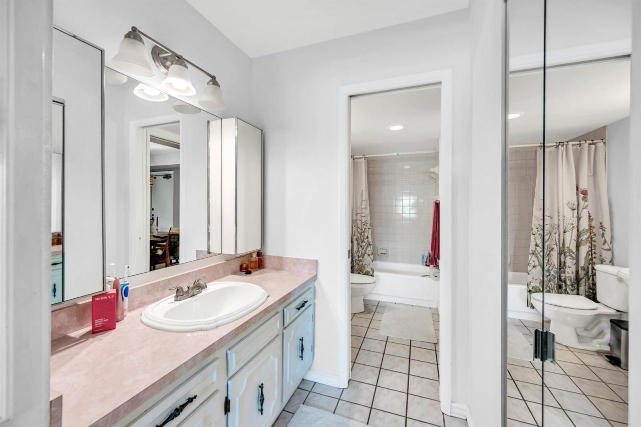 615 NE 12th Avenue , Unit 312, Fort Lauderdale, FL 33304 Photo