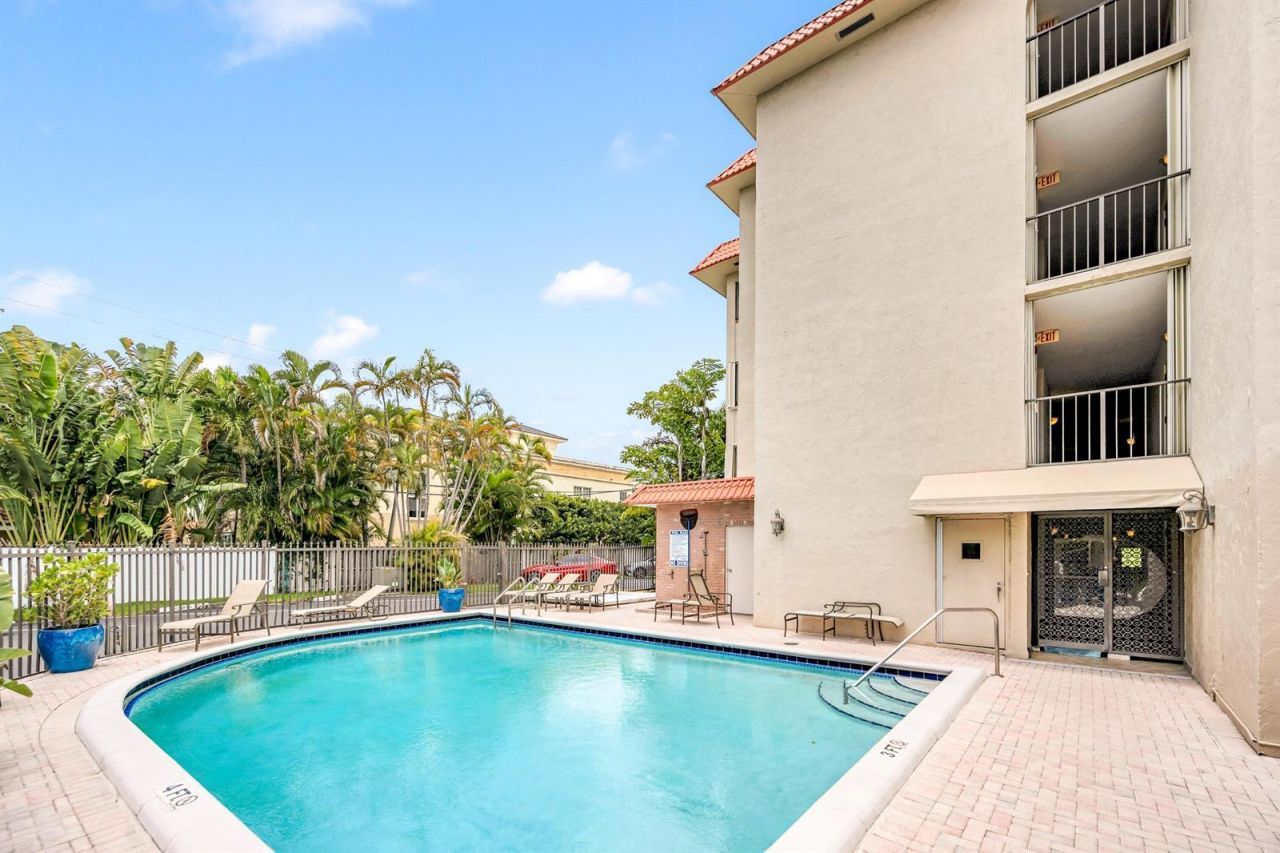 615 NE 12th Avenue , Unit 312, Fort Lauderdale, FL 33304 Photo