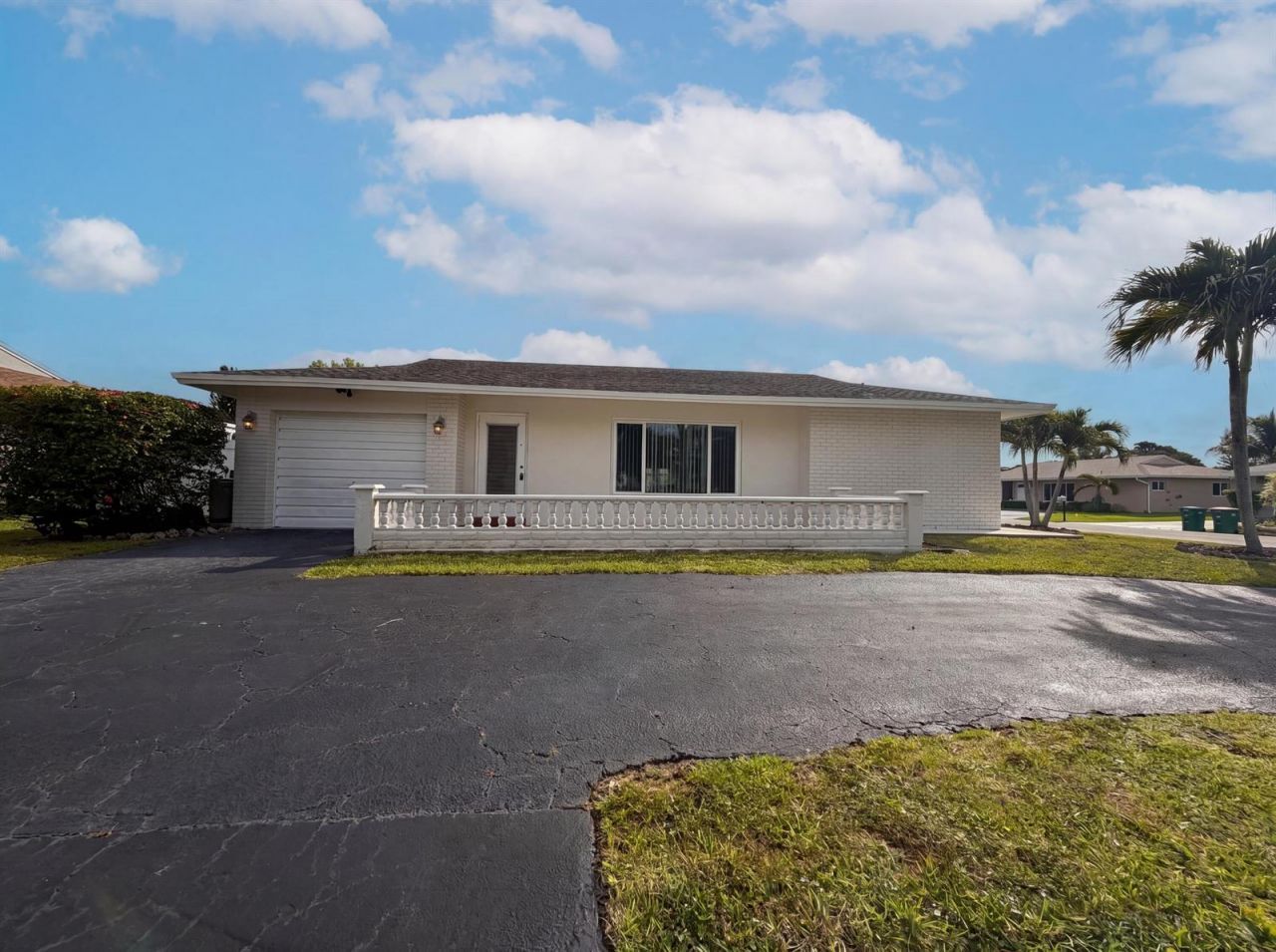 9605 NW 81st , Tamarac, FL 33321 Photo