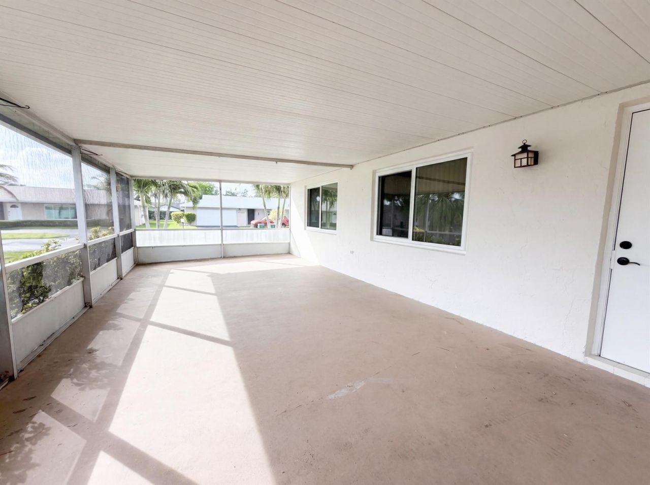 9605 NW 81st , Tamarac, FL 33321 Photo
