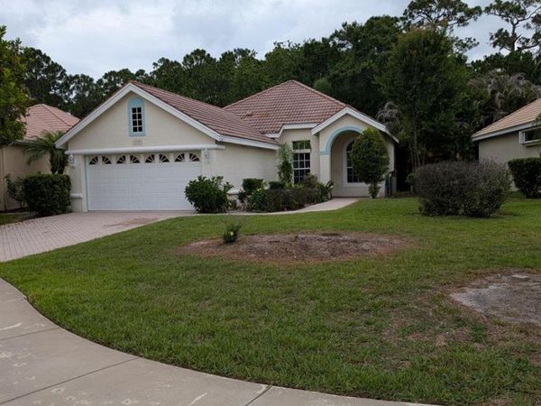 708 SW Saint Vincent Cove , Port St. Lucie, FL 34986