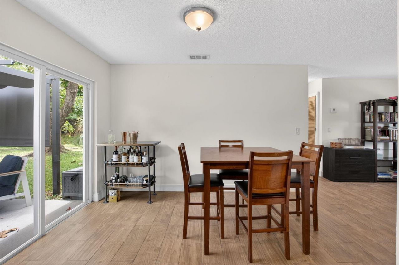 9734 Alaska Circle , Boca Raton, FL 33434 Photo