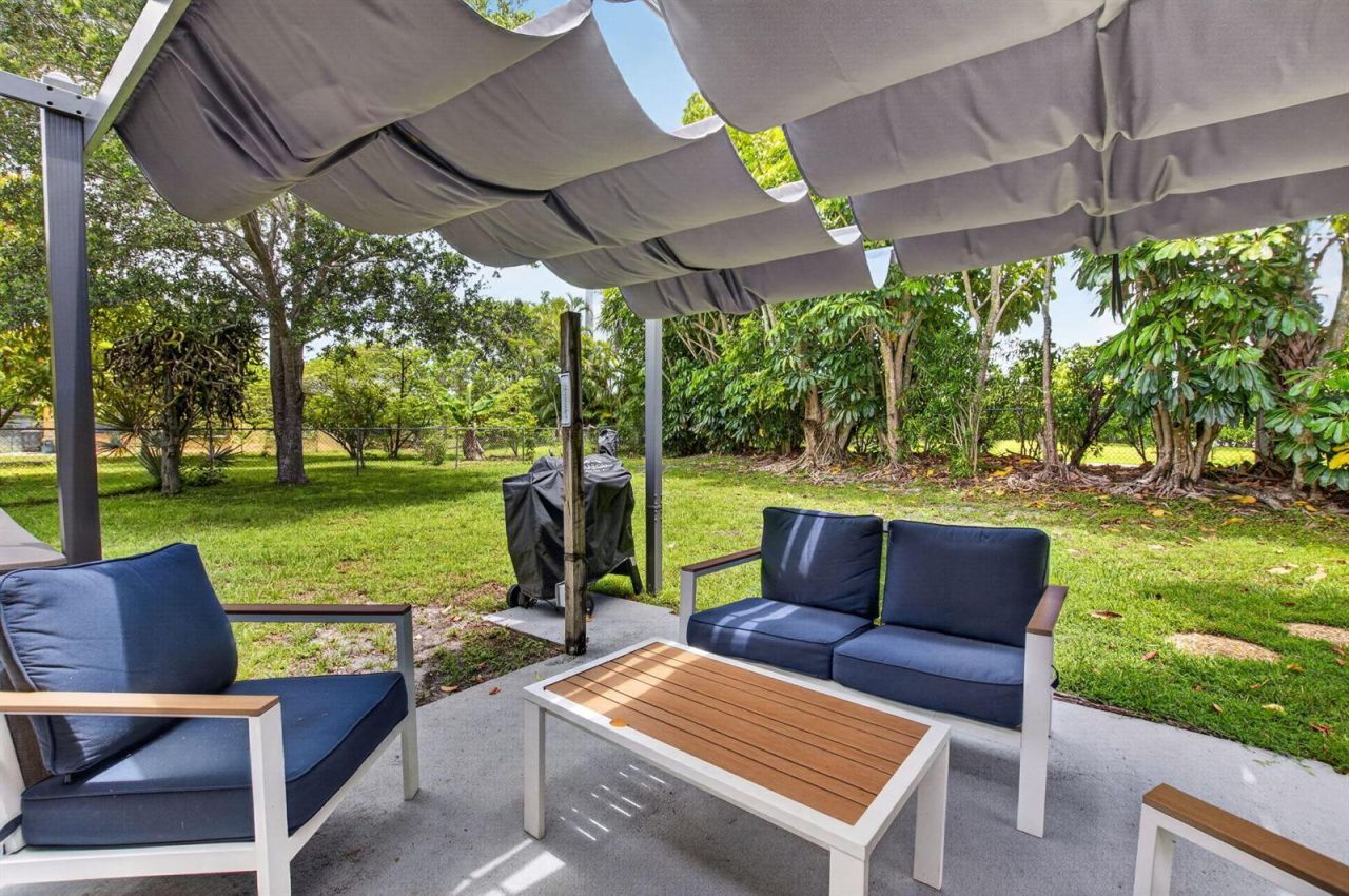 9734 Alaska Circle , Boca Raton, FL 33434 Photo