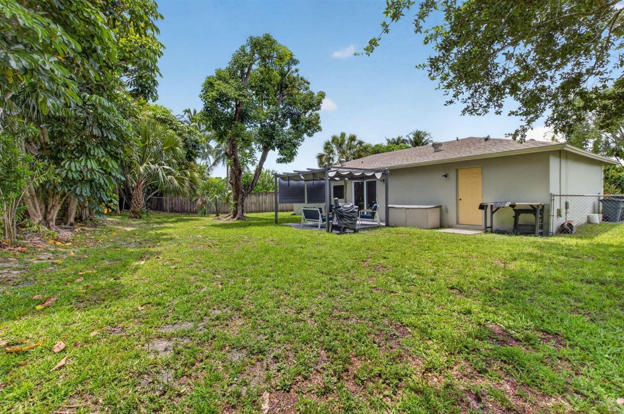9734 Alaska Circle , Boca Raton, FL 33434 Photo