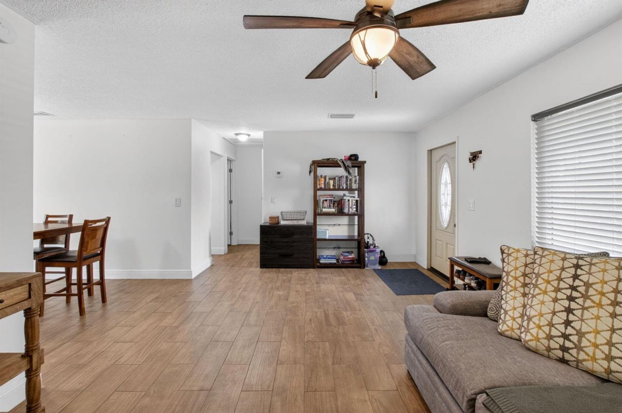 9734 Alaska Circle , Boca Raton, FL 33434 Photo