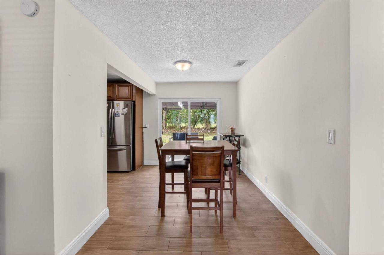 9734 Alaska Circle , Boca Raton, FL 33434 Photo