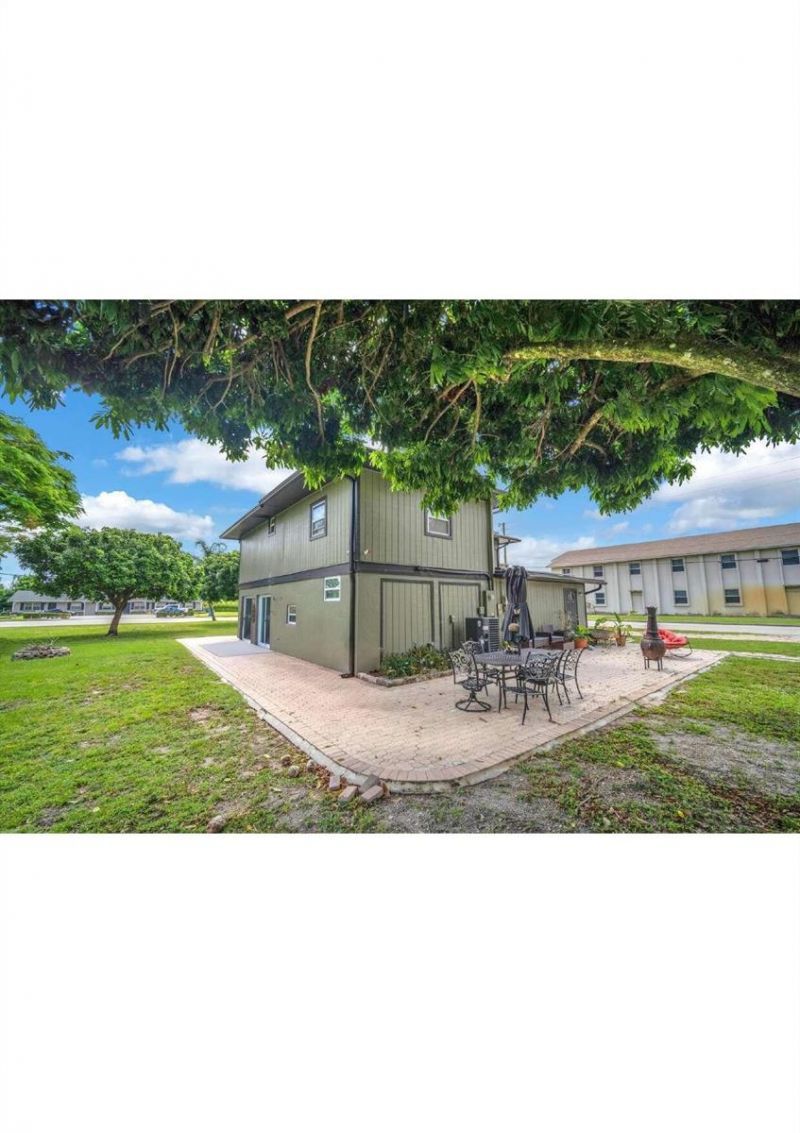 5023 Club Road , Haverhill, FL 33415 Photo