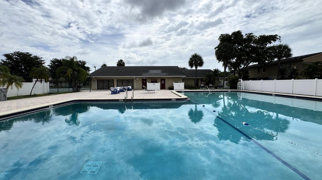 3450 Blue Lake Drive , Unit 204, Pompano Beach, FL 33064 Photo