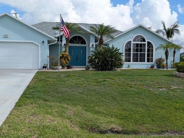 3398 SE East Snow Road , Port St. Lucie, FL 34984