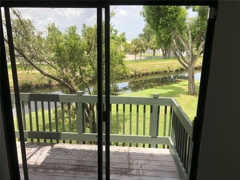 9015 W Sunrise Boulevard , Plantation, FL 33322 Photo