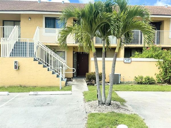 430 NW 214th Street , Unit 103, Miami Gardens, FL 33169