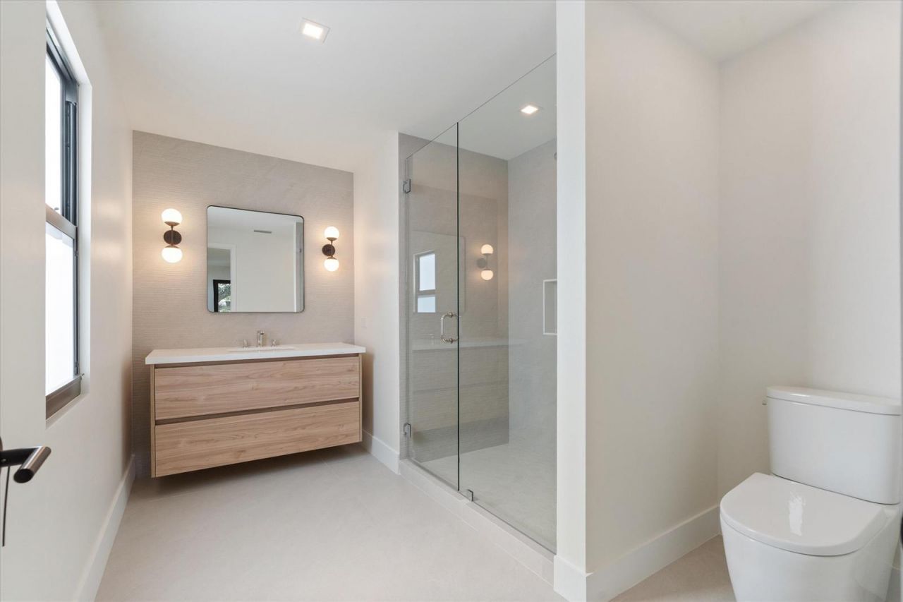868 Country Club Drive , North Palm Beach, FL 33408 Photo