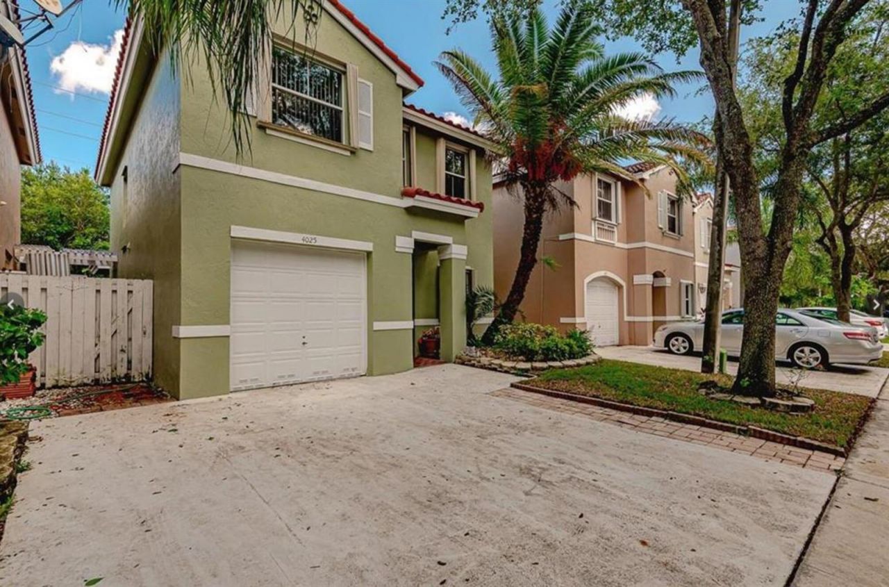 4025 Tree Tops Road , Cooper City, FL 33026 Photo