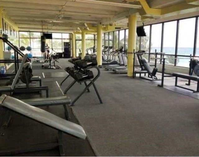 5401 Collins Avenue , Unit 1510, Miami Beach, FL 33140 Photo
