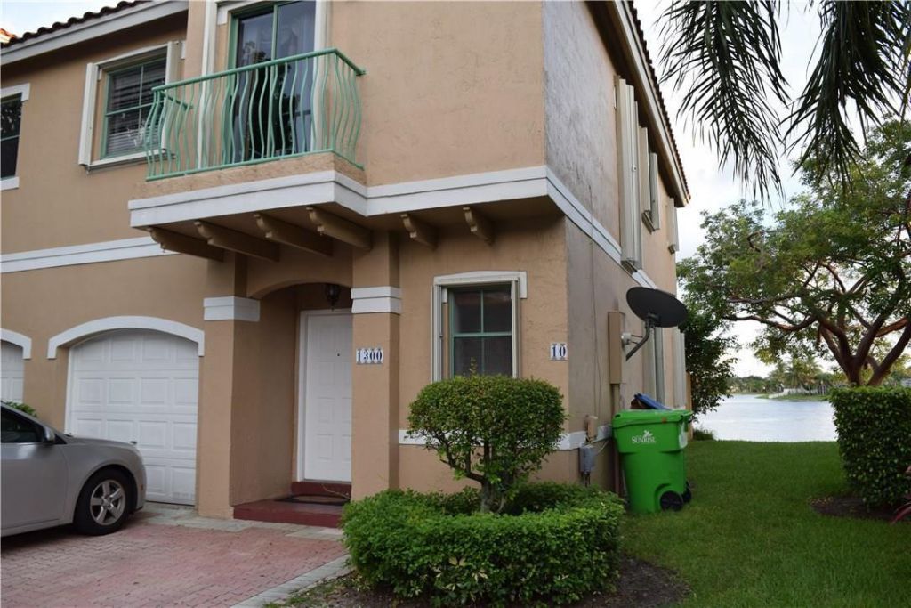1300 NW 126th Avenue , Unit 1300, Sunrise, FL 33323 Photo