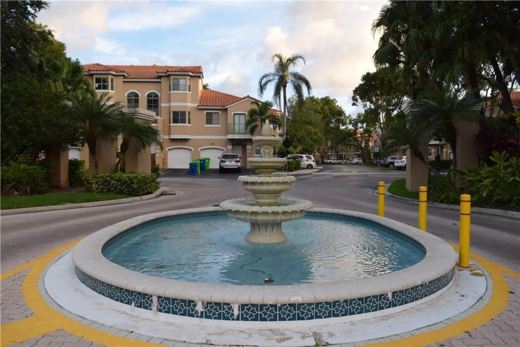 1300 NW 126th Avenue , Unit 1300, Sunrise, FL 33323 Photo