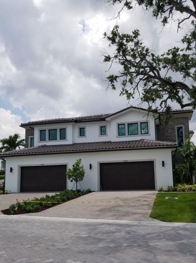 5939 Brookfield Circle , Unit 5939, Hollywood, FL 33312 Photo