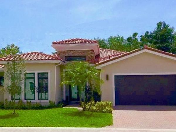 5786 Ashwood Circle , Fort Lauderdale, FL 33312