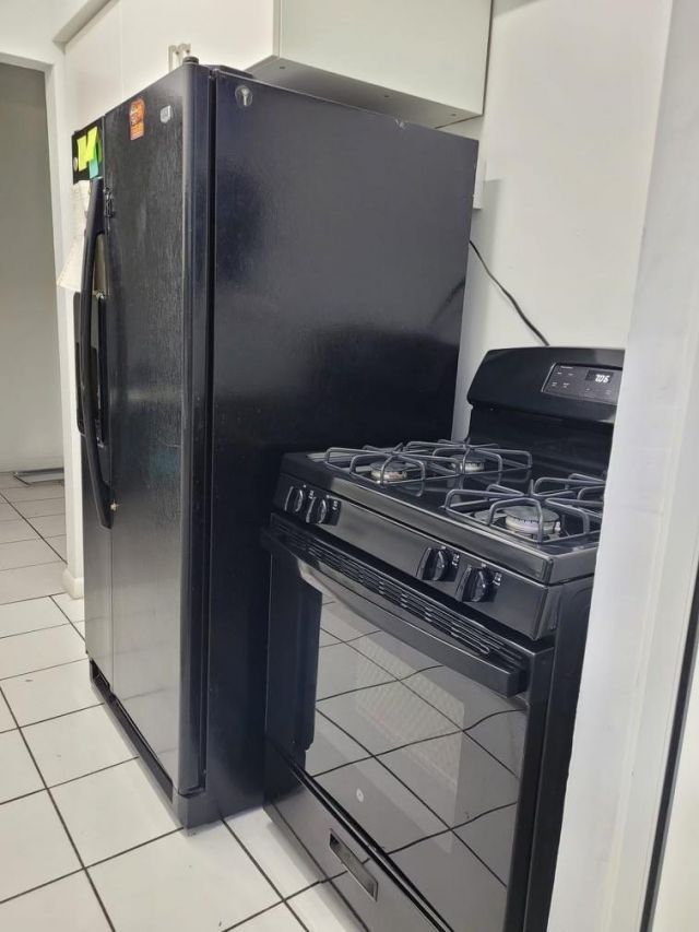 7424 Byron Avenue , Unit 6B, Miami Beach, FL 33141 Photo