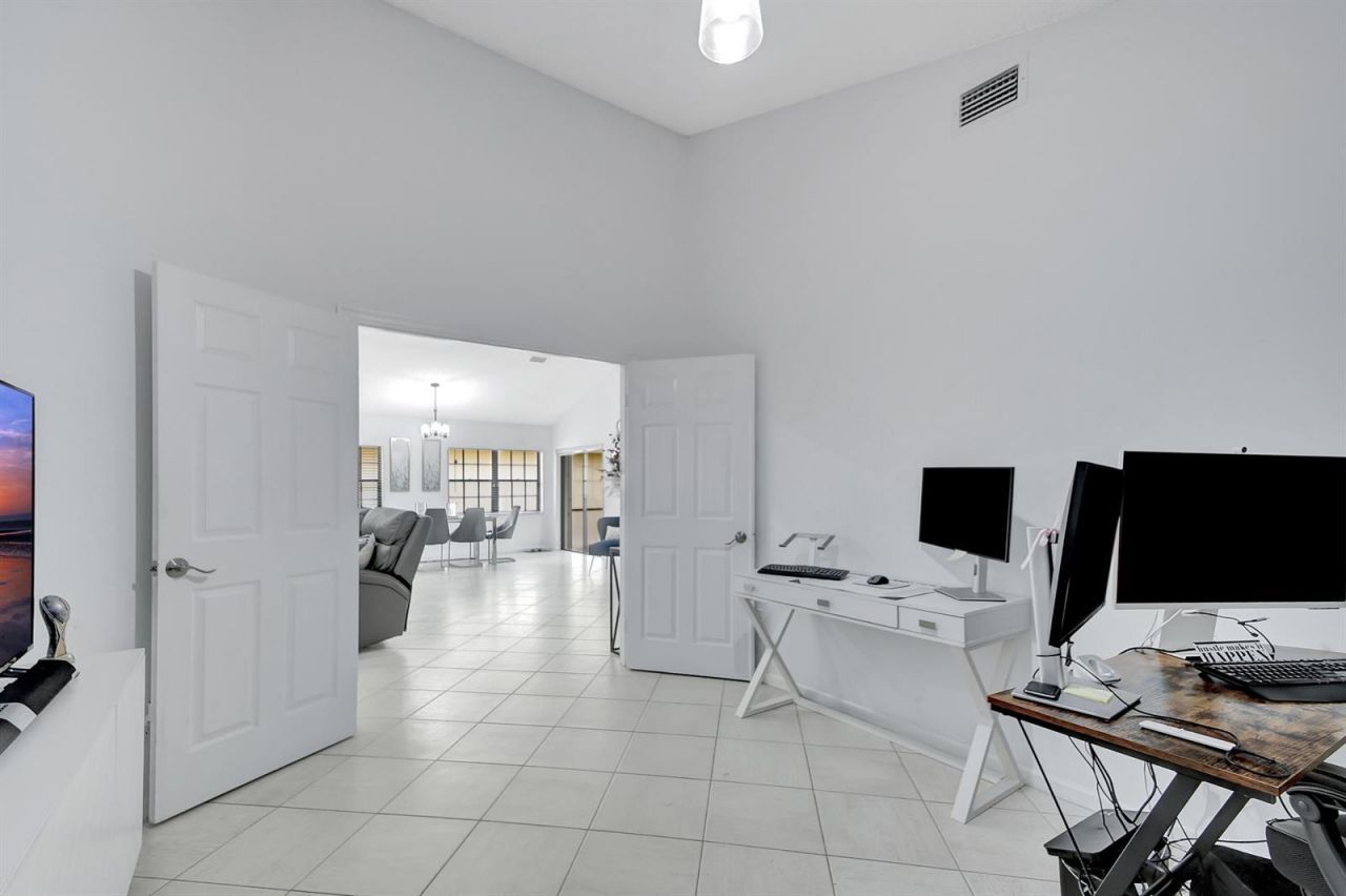 8071 Popash Court , Boynton Beach, FL 33472 Photo