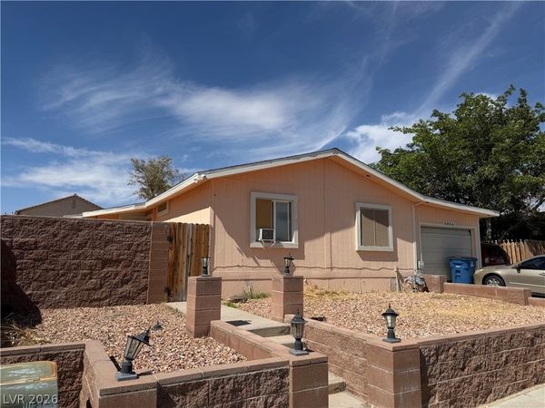 6054 Bluehill Avenue , Las Vegas, NV 89156