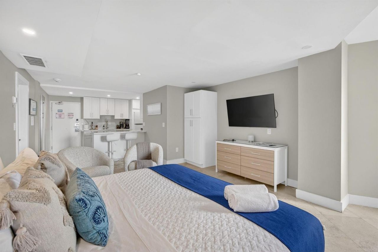 4040 Galt Ocean Drive , Unit 708, Fort Lauderdale, FL 33308 Photo
