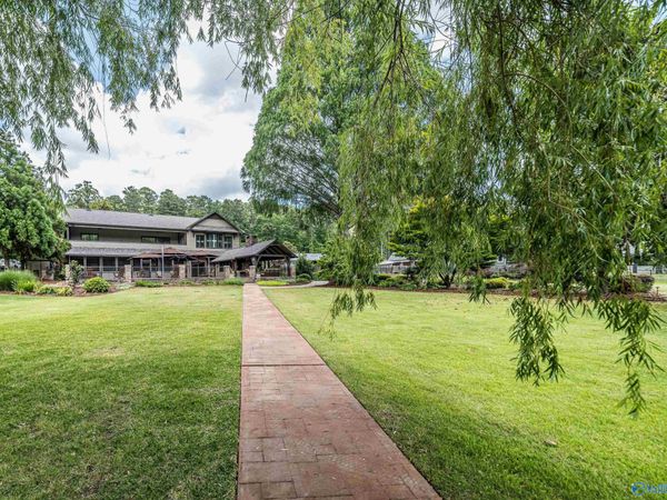 3921 Morrow Street, Guntersville, AL 35976