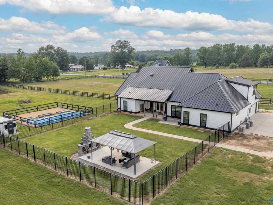 Property Image 37