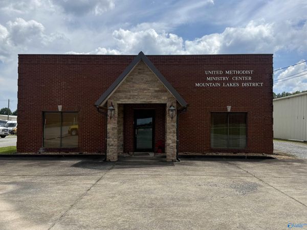 2804 Wills Creek Road, Gadsden, AL 35904