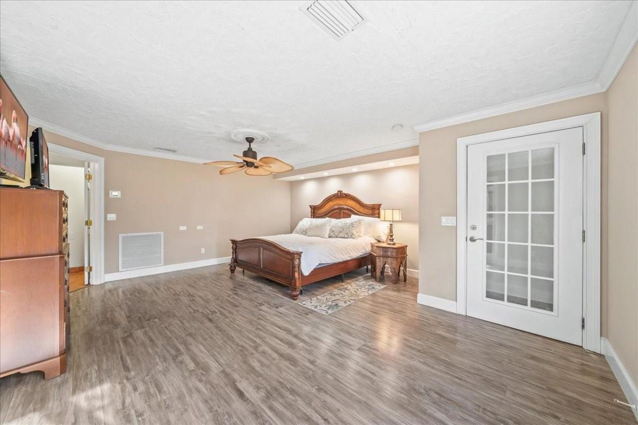 9670 Mockingbird , Sebastian, FL 32976 Photo
