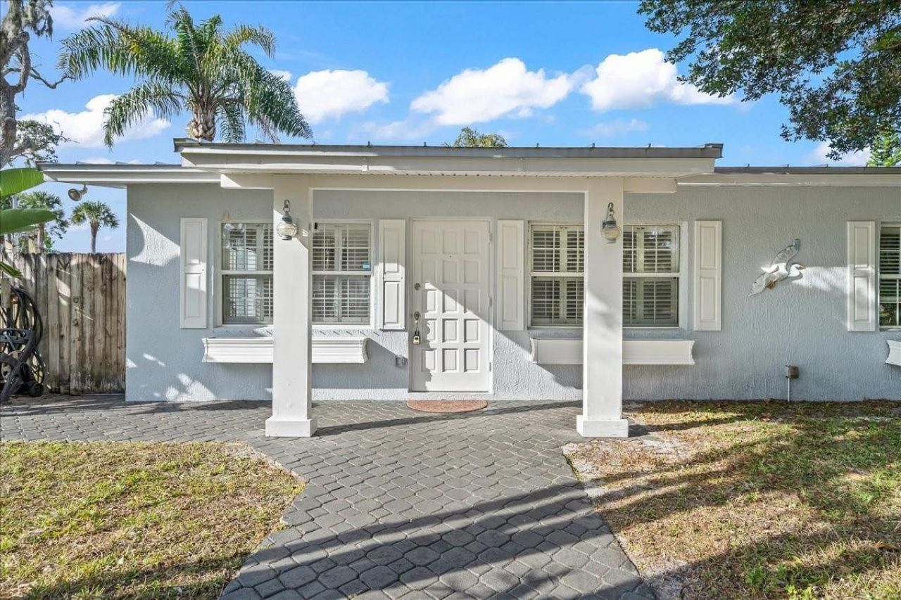 9670 Mockingbird , Sebastian, FL 32976 Photo