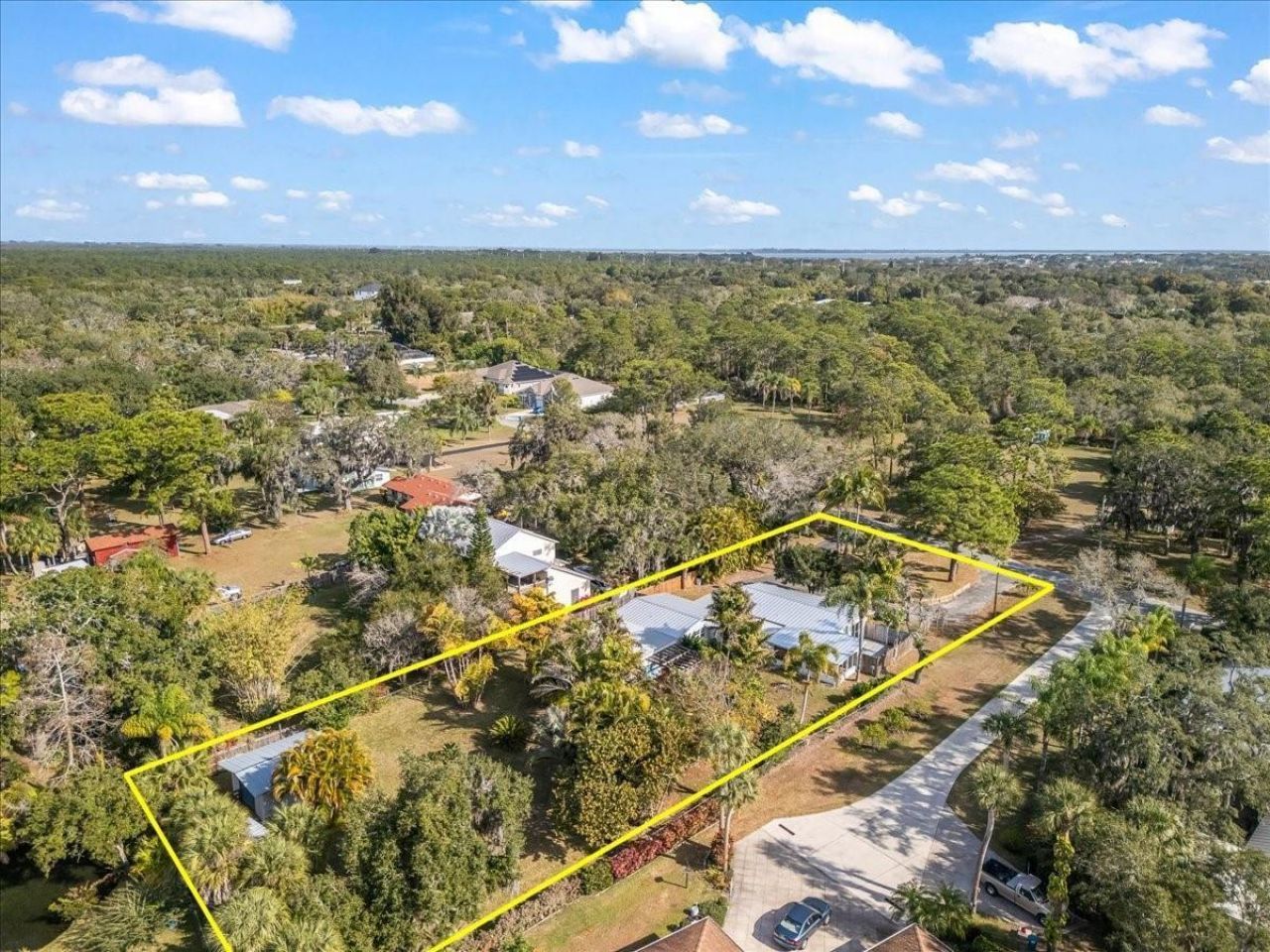 9670 Mockingbird , Sebastian, FL 32976 Photo