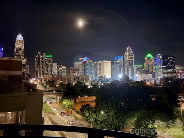 718 W Trade Street, Unit 801, Charlotte, NC 28202