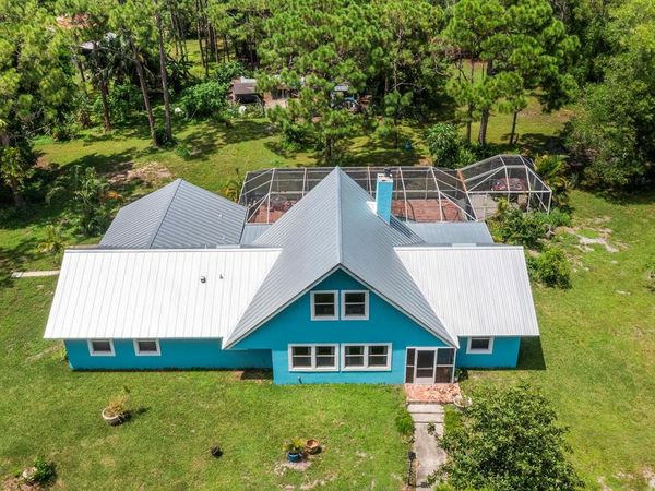 12450 77th Street , Fellsmere, FL 32948
